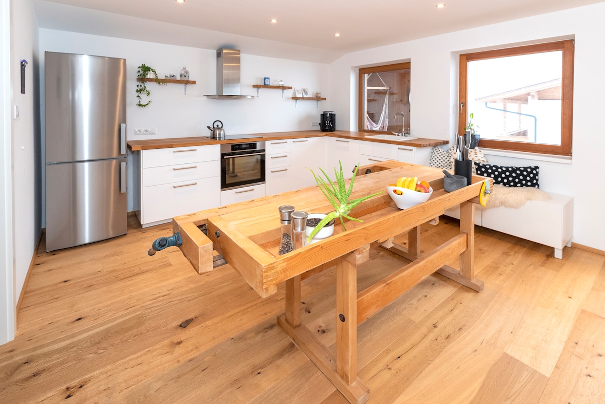 Bright bedroom in Panorama Jewel